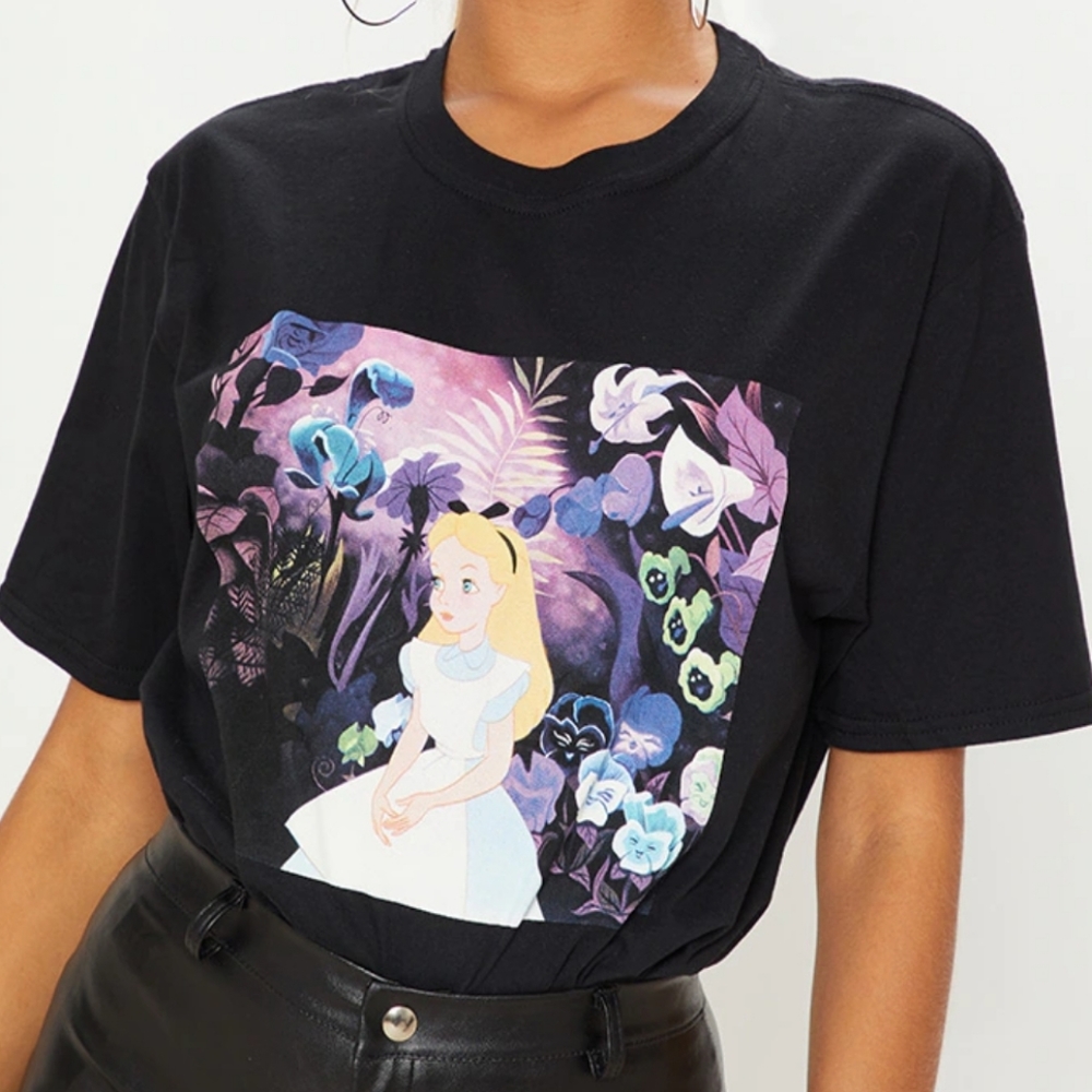 NWT Pretty Little Thing Disney Alice in Wonderland Oversized Shirt M